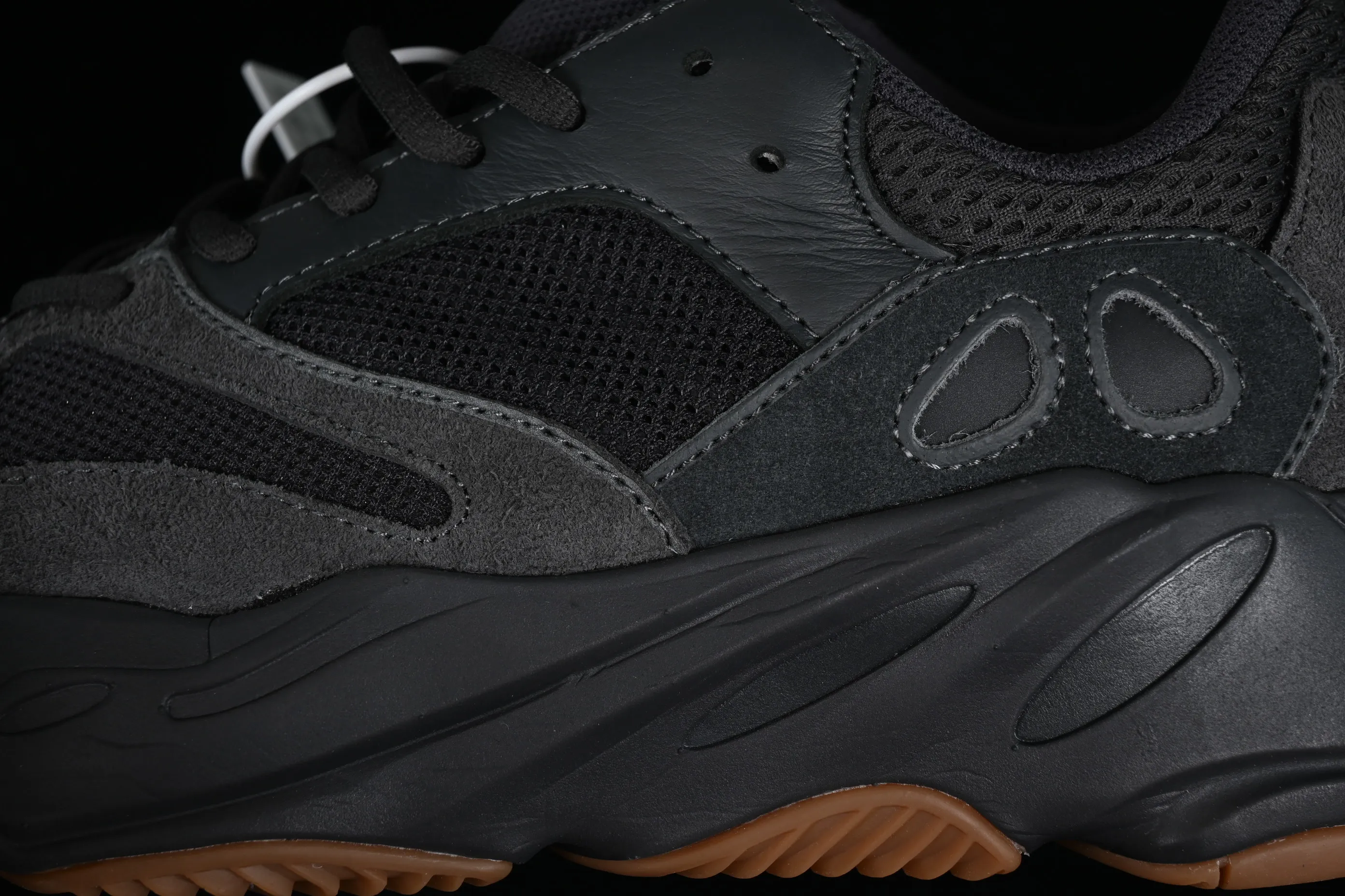 All Categories Ad Yeezy Coconut Series G Version Ad Yeezy Boost 700 V2 "Utility Black" FV5304 Kanye Coconut 700 3M Reflective Running Shoes